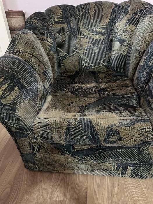 DONEZ doua fotolii plus o canapea extensibila acelasi model