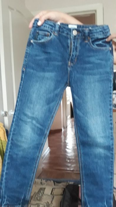 Джинсы на мальчика (7-8 лет)