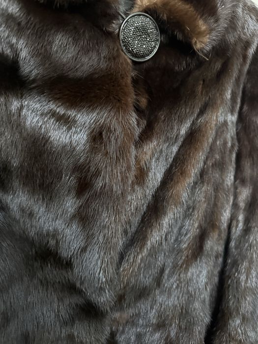 Продам норковую шубу