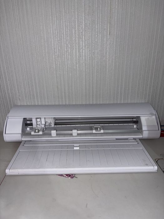 Плоттер Silhouette Cameo 5