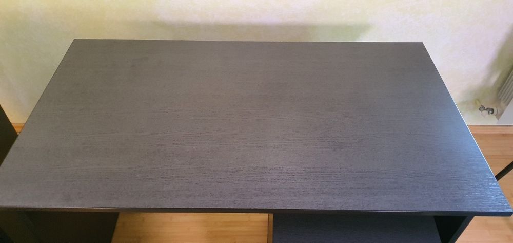 Birou 120cm / 70cm și comoda