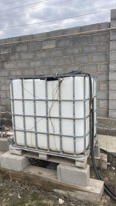 Емкость пластиковая