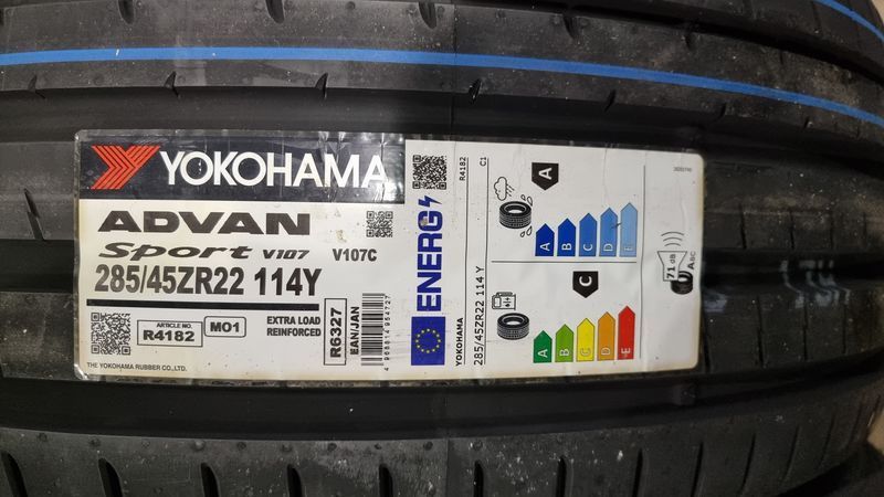 325/40/22//285/45/22 YOKOHAMA
