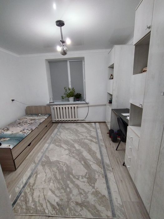 Сатпаев 7,стадион жақта