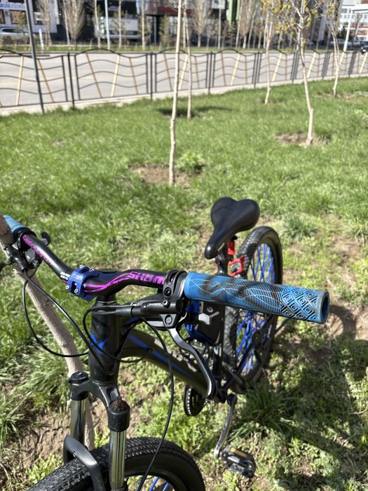 Велосипед Axis Велик