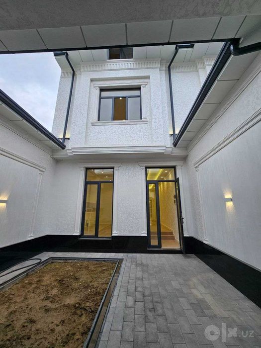 Uy 5 xonalar 200 m² Toshkentda