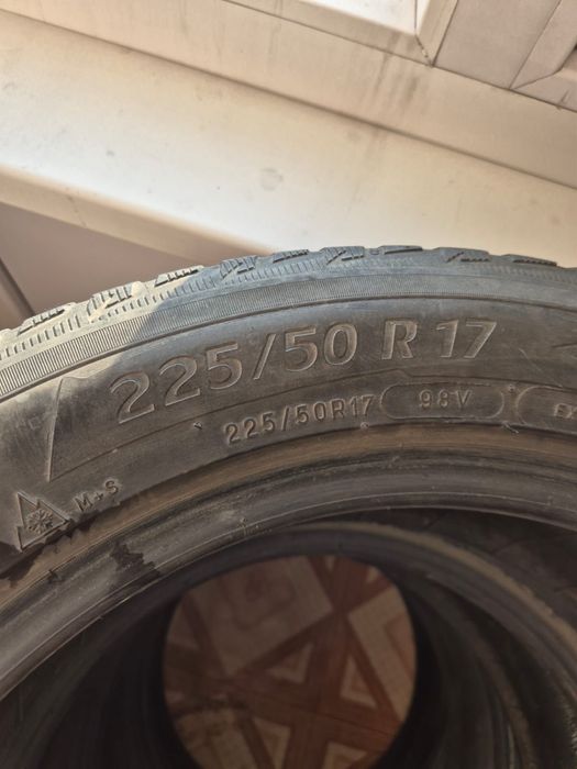 Продам шины срочно