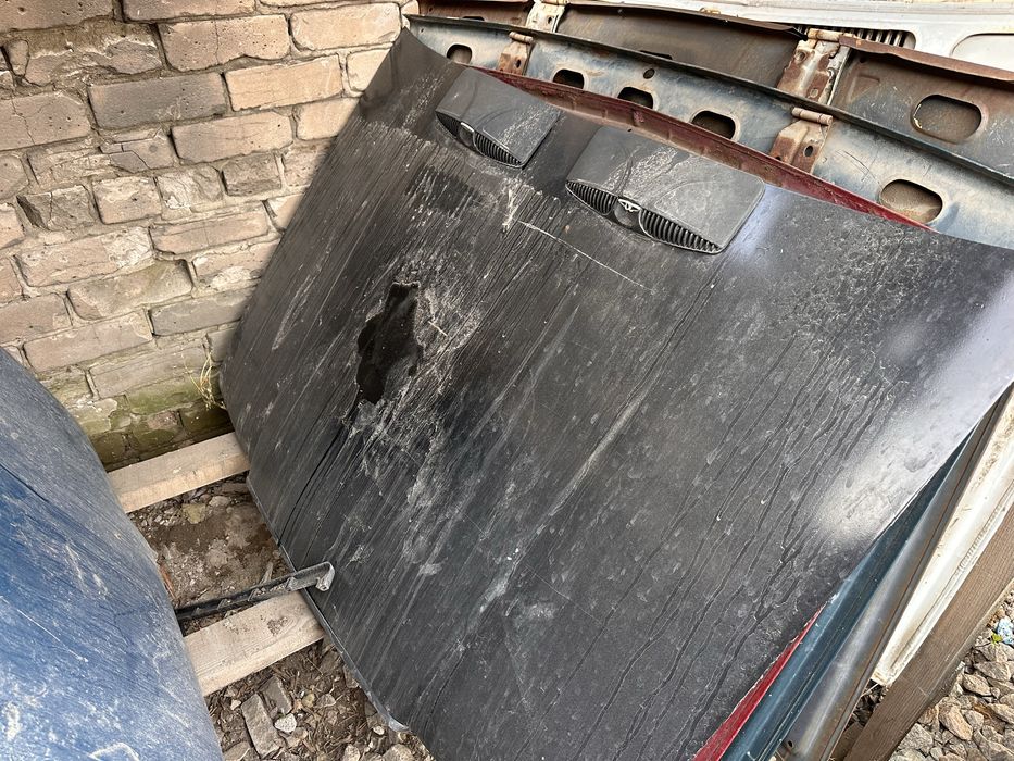 Капот на все модели Ваз