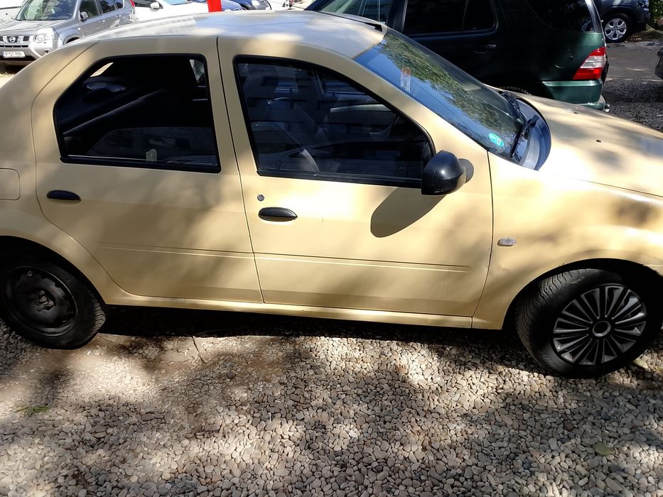 DACIA Logan 2013 — imagine 2