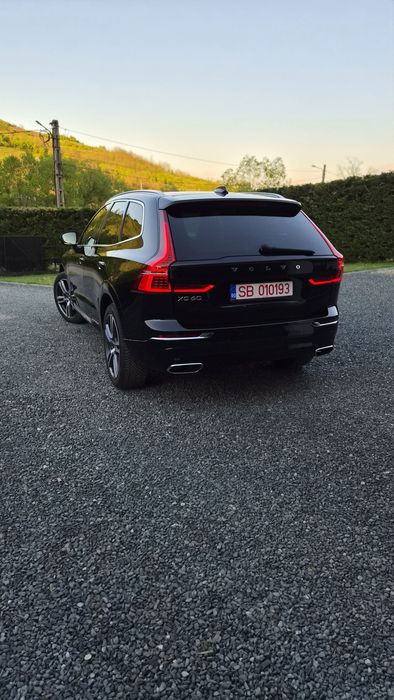 VOLVO XC60 2021 — imagine 3