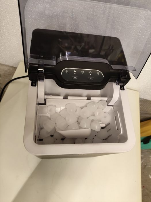 Малък ледогенератор