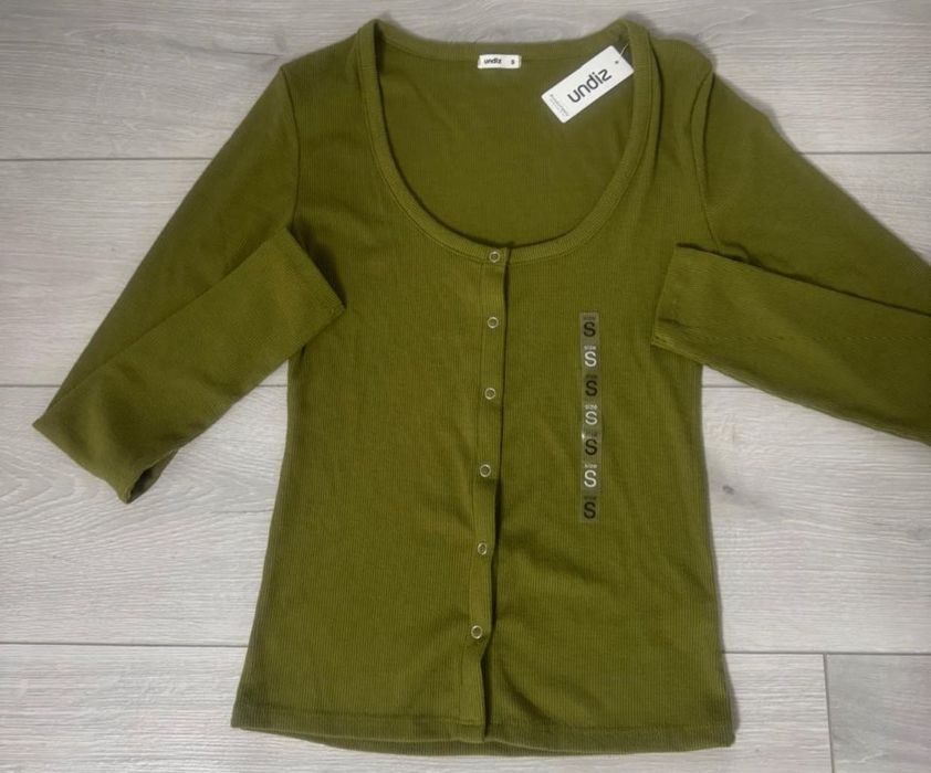 Кофта новая undiz