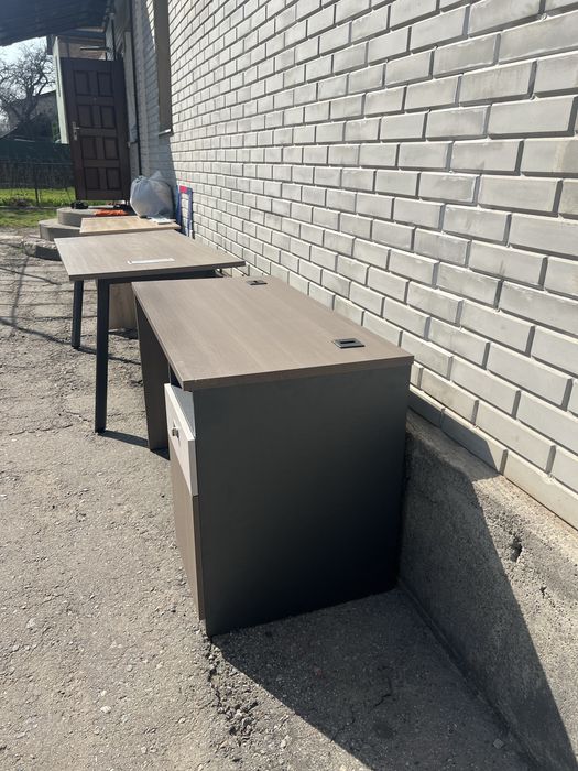 Столы офисные б/у