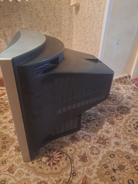 Продам телевизор