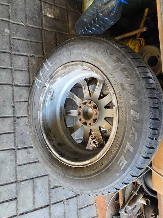 Комплект дисков с резиной