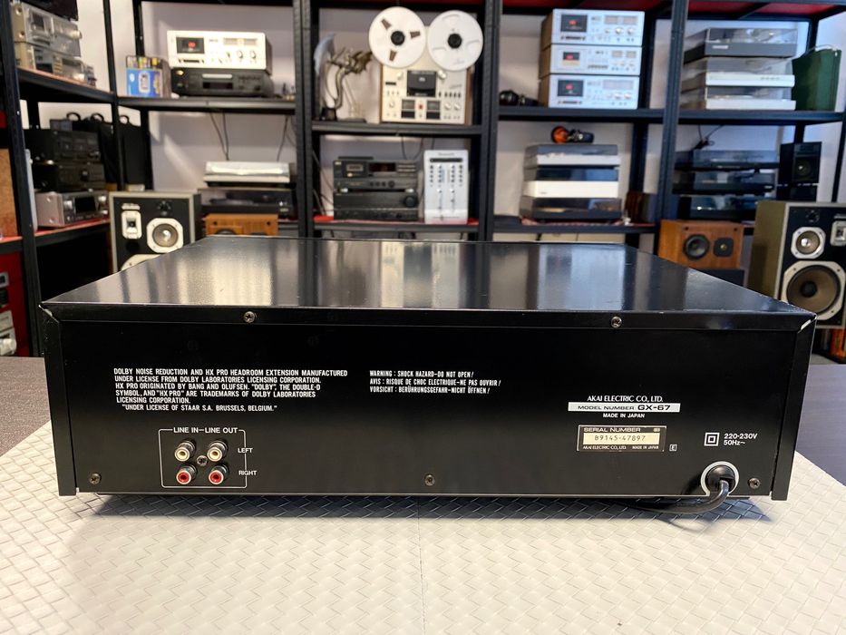 Висококачествен дек Akai