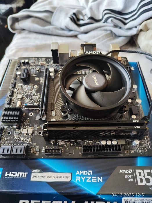 Комплект Ryzen 5 5600X, Asrock B550M, RAM 16GB DDR4 3200 - Изпратени