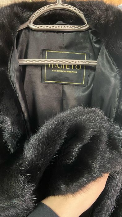 Шуба норковая черная