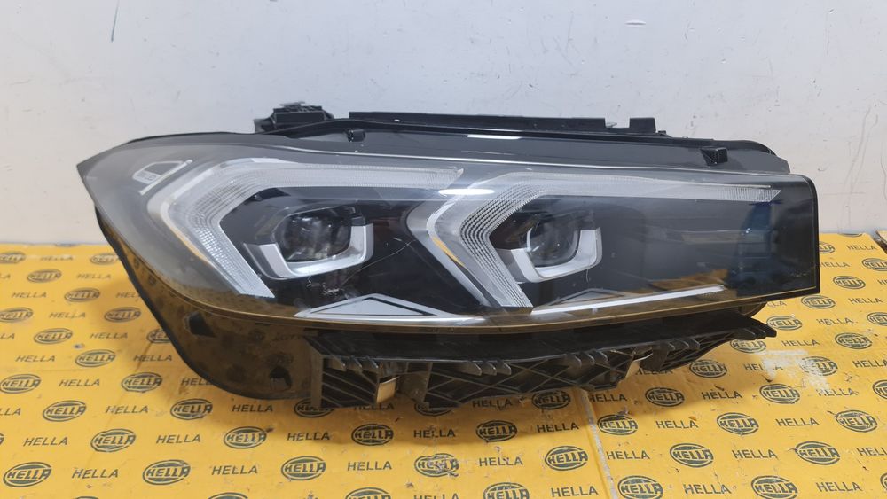 Far dreapta full led BMW 3 G20 G21 LCI facelift 5A1A352 avariat