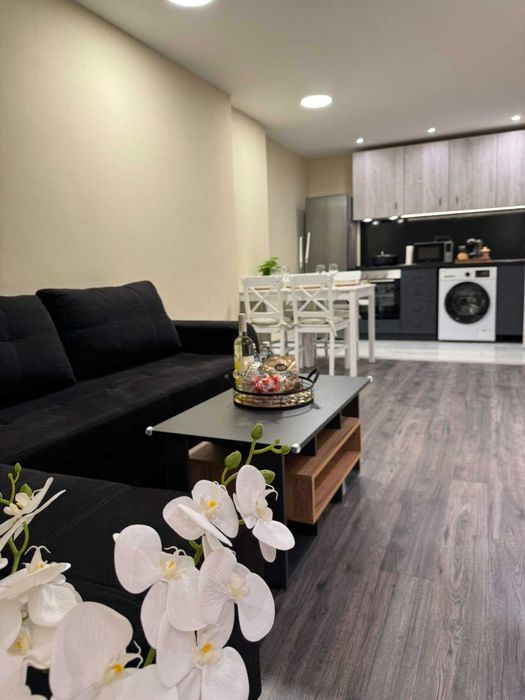 Продава се Тристаен апартамент в София, Център - 65 кв.м за 3016 €/кв.м - Снимка #9