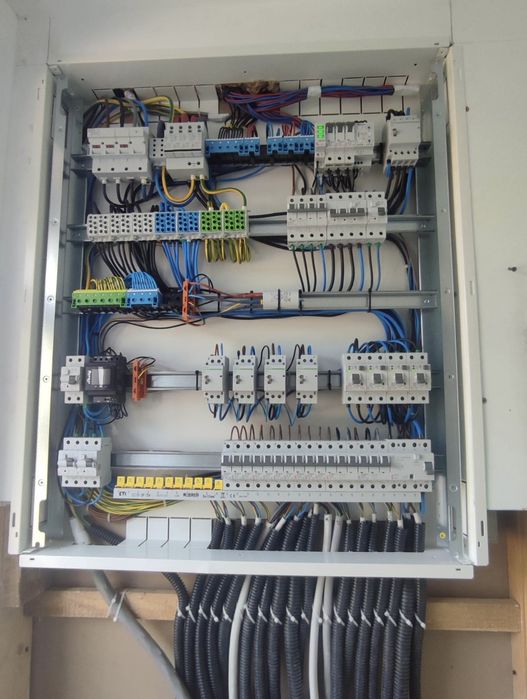 Instalații electrice