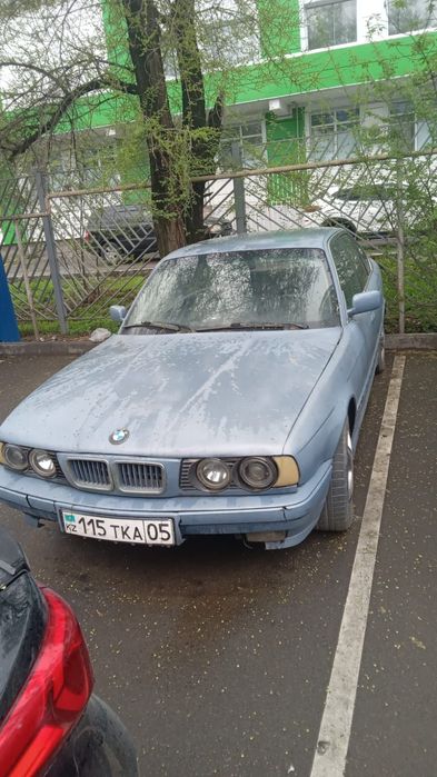 Продажа машины бмв
