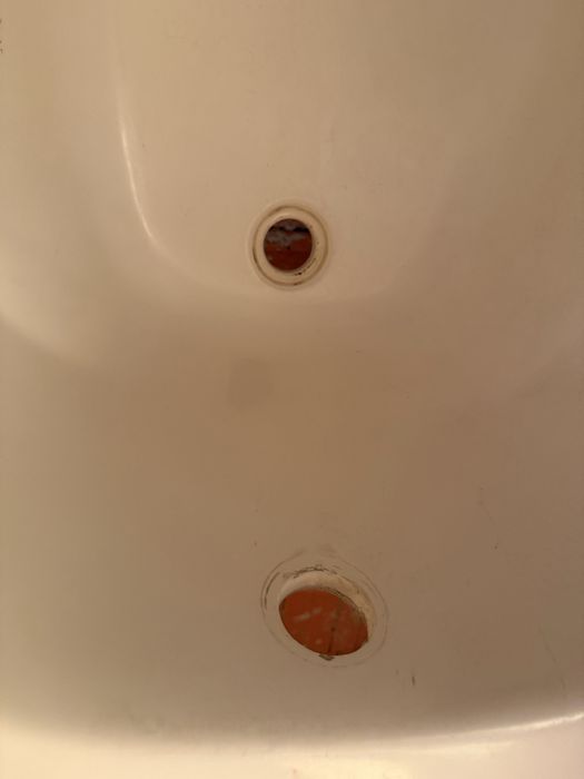 Ванна в очень хорошем состоянии