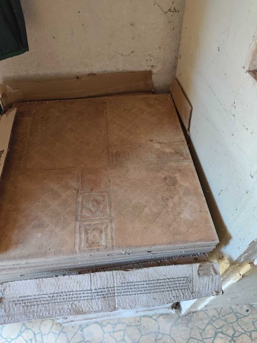 Продавам нов гранитогрес – 45×45 см, 11 кашона