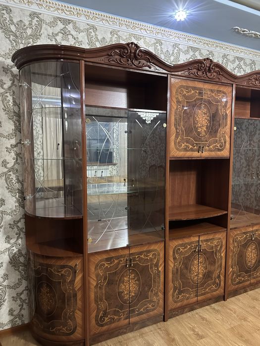 Стенка сервант на стену