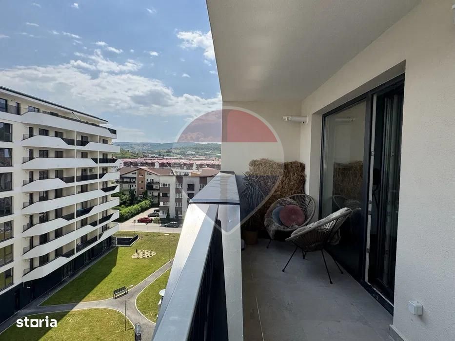 Vand apartament cu 2 camere, etaj intermediar, Floresti