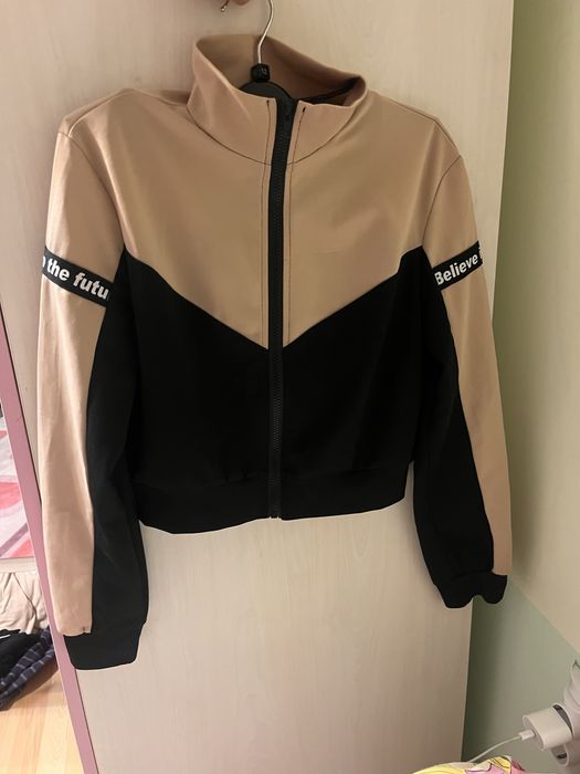 горница с цип без качулка