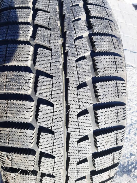 Продам шину. 225/45/17 кордиант