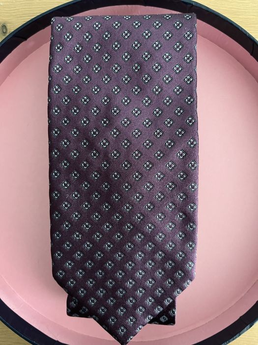 Оригинални вратовръзки на топ брандове - промоционални цени