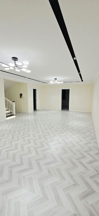 Продается Евродом 3 сотки Алишеробод, 2 км от махалли Амира Темура