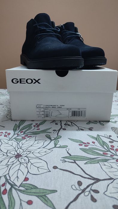 Ghete Geox piele întoarsă