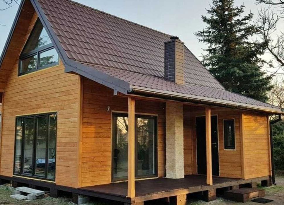 Case modulare moderne pe structura metalica, cabane tip A din lemn