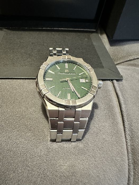 Часовник Maurice Lacroix Aikon Automatic 42mm