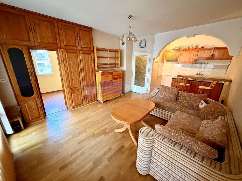 Продава се Двустаен апартамент в Бургас, Братя Миладинови - 42 кв.м за 1184 €/кв.м - Снимка #3