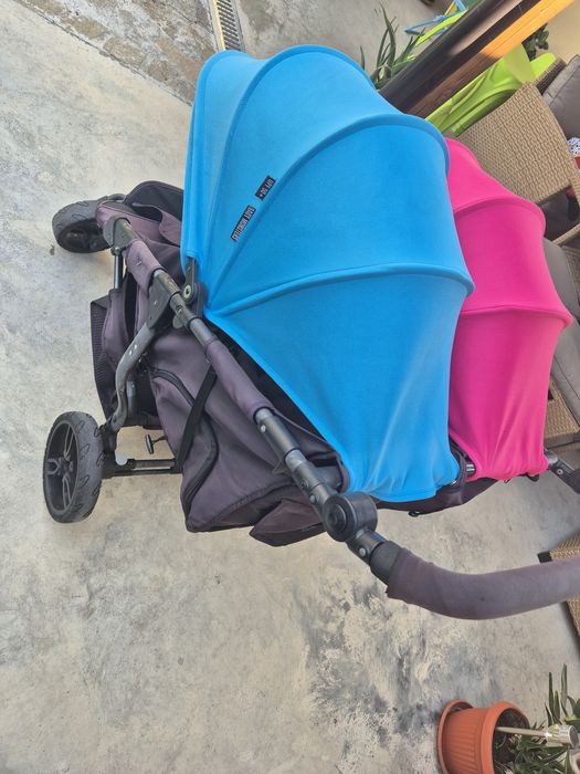 Количка за близнаци