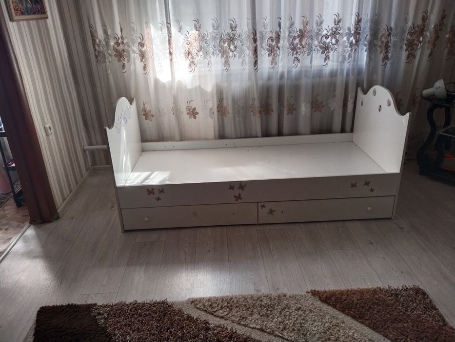 Продам кровать 184*85