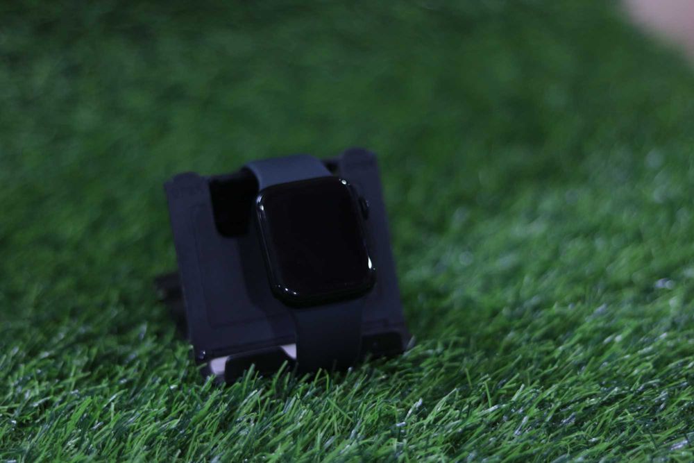 Продам комплект Iphone 14 pro max. Watch se2