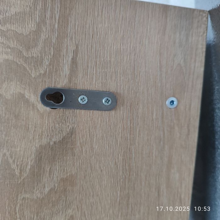 Продам навесную полку