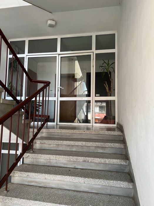 Апартамент в центъра на Перник