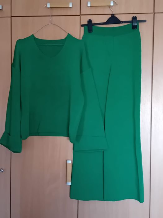 Set 2 piese: pantalon si bluza