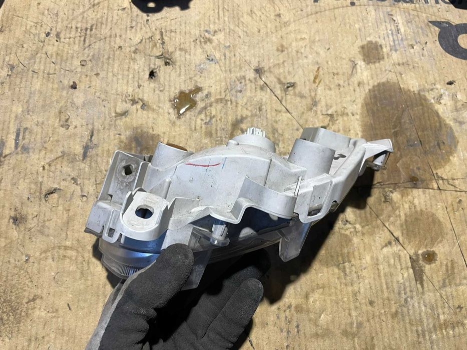 Ляв Мигач b45a51360 Mazda3 2014 2.0бен 121kW