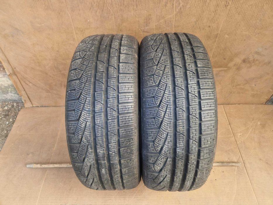 2 Pirelli R19 245/45
Зимни гуми 
DOT5017