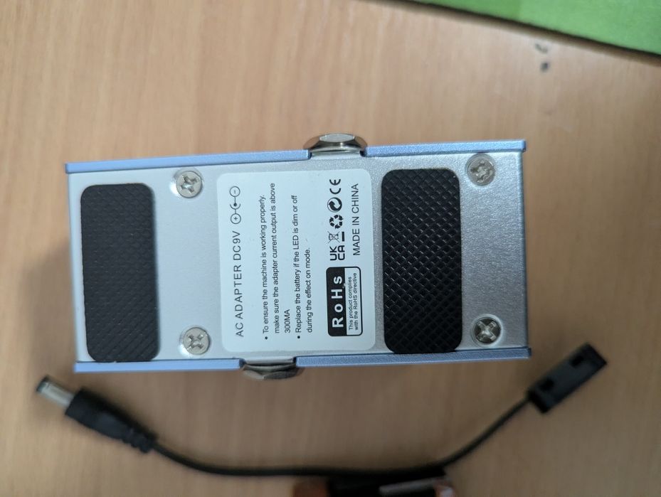 Педаль эффектов chorus(Хорус)