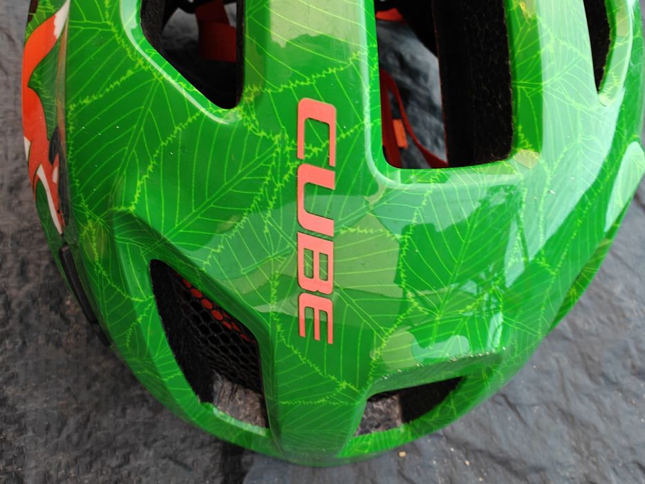 Каска Cube за деца.