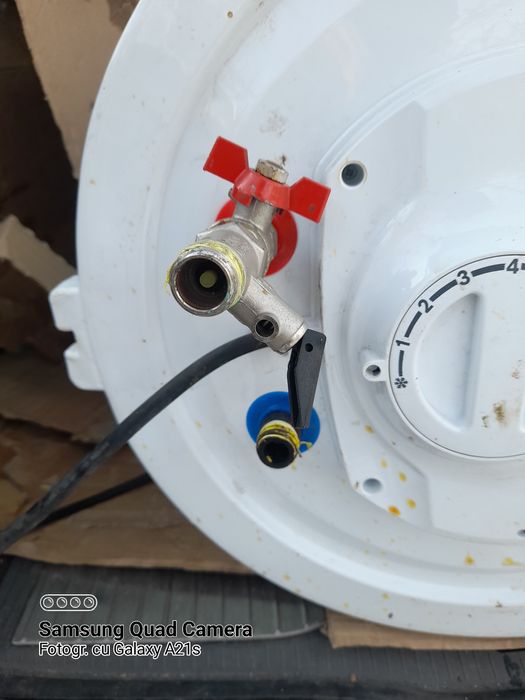 Vând diferite obiecte de Mobilă și electrocasice, ,