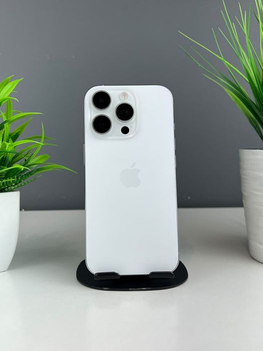 Телефон Apple iPhone 16 Pro 256GB